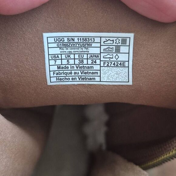 UGG Twin Seam New Heights Boots Brown Size 7 - Picture 6 of 6